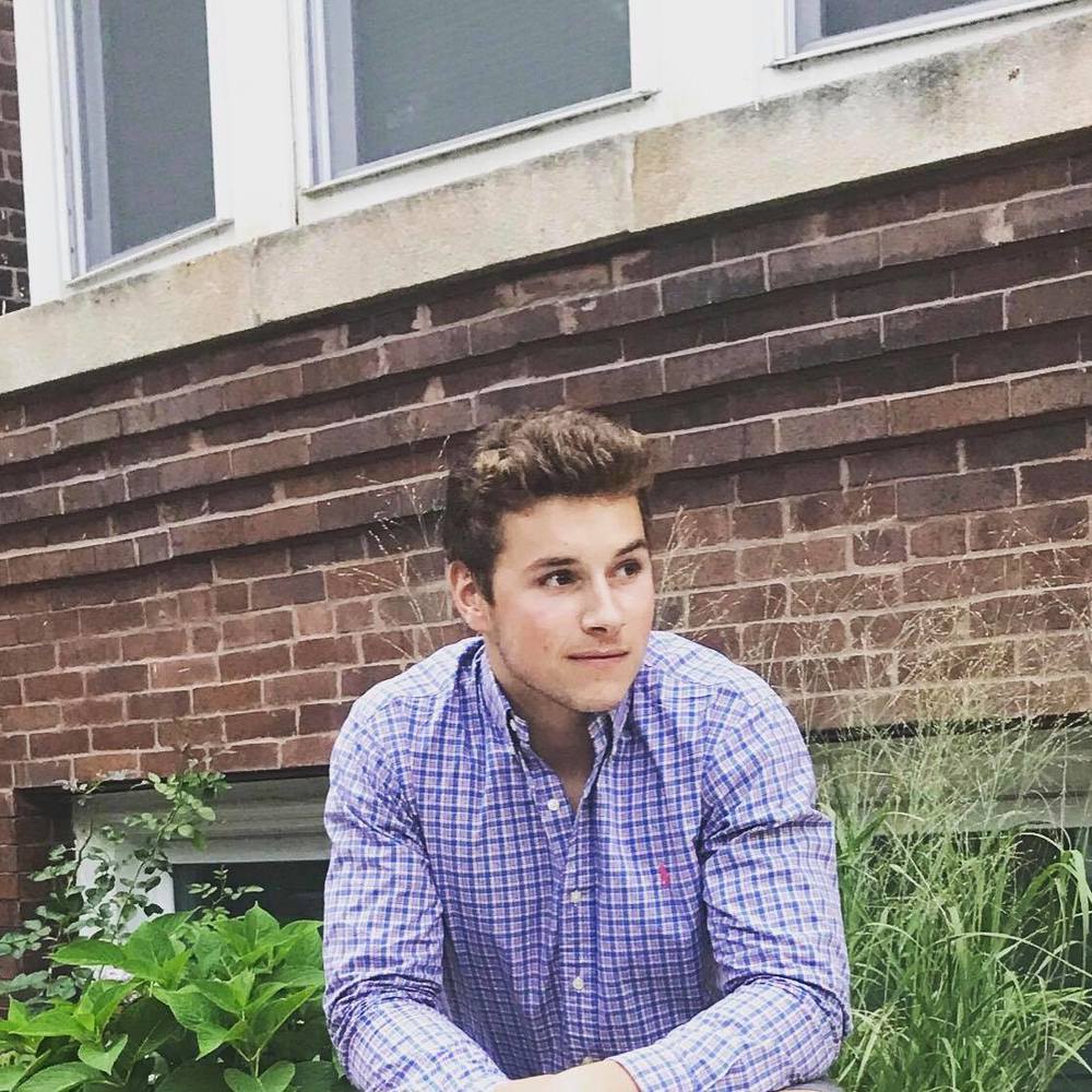 Meet your Posher, Niko